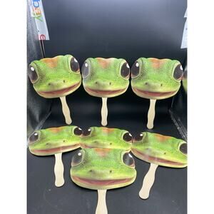 Geico Gekko Face Signs on Stick /Mask/ Fan “BE A FAN” On Back 7 Lot